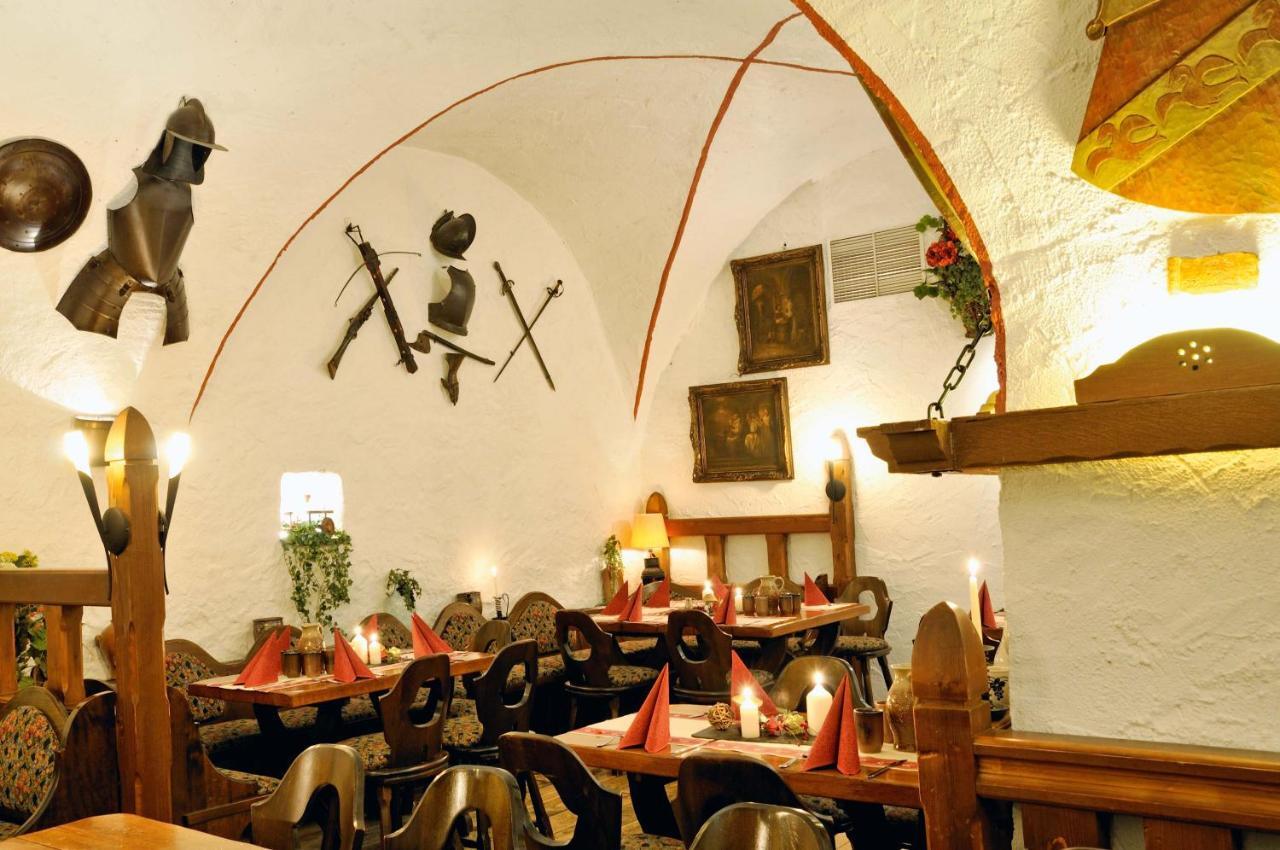 Das Ebertor - Hotel & Hostel Boppard Dış mekan fotoğraf